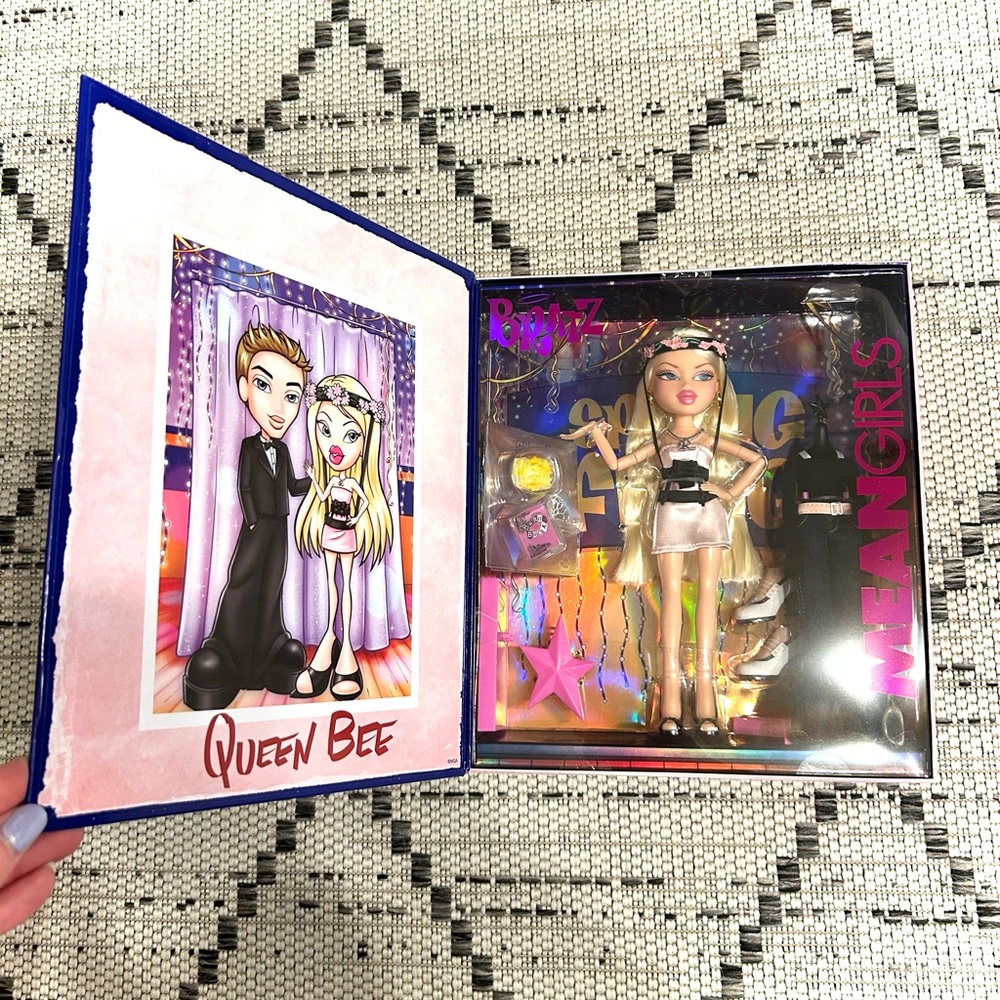 NIB Bratz Mean Girls Spring Fling Regina Doll